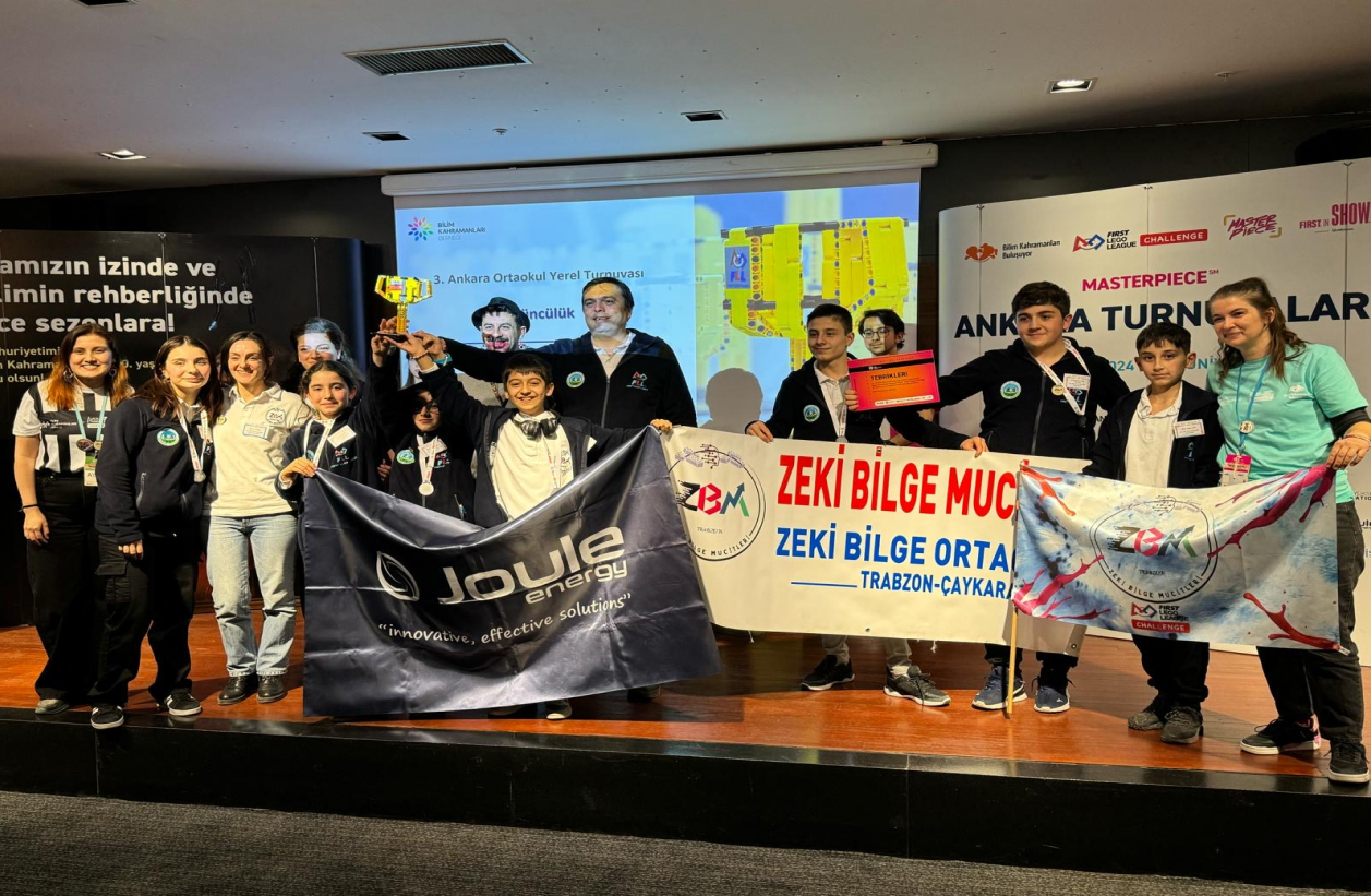 «Средняя школа Чайкара Зеки Бильге Трабзона», спонсируемая Joule Energy во второй раз, заняла третье место в турнире.